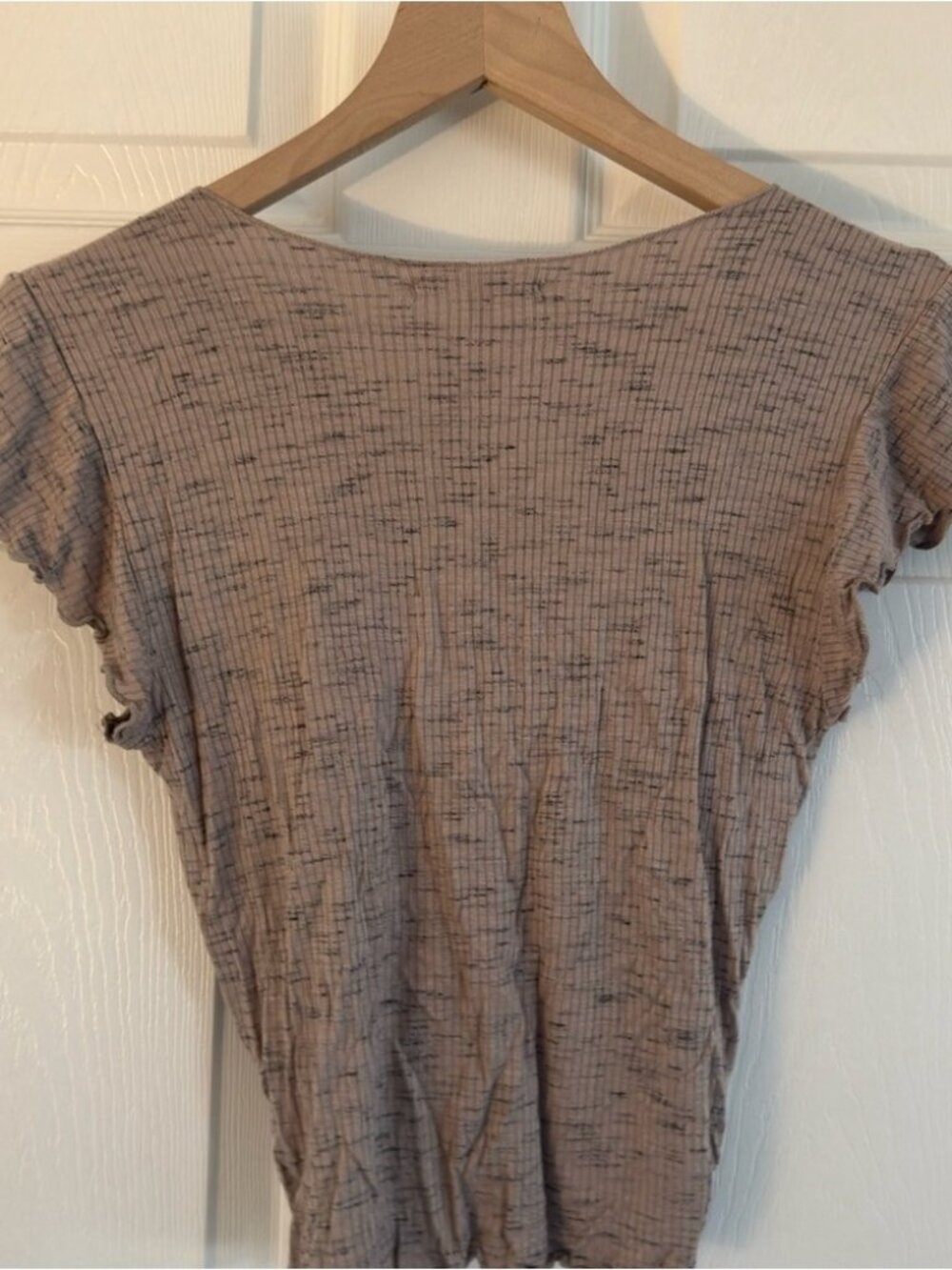 V-neck light weight brown tan blouse Cinched Top - Picture 2 of 2
